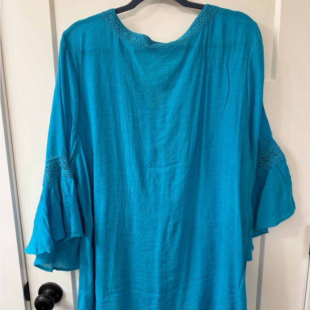 Avenue Blue Tunic Top - Picture 4 of 5